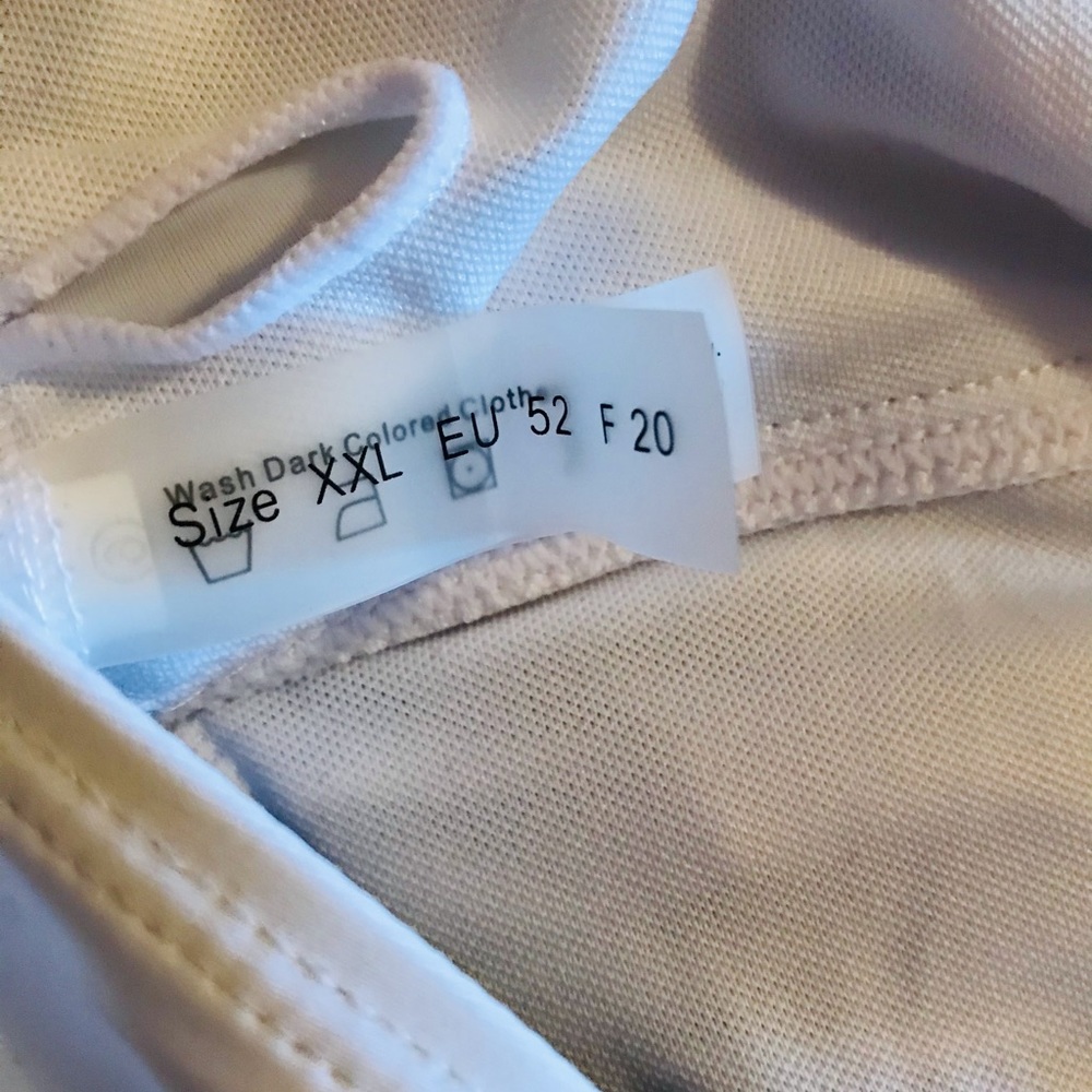New women’s swimsuit Size XL - Picture 5 of 7